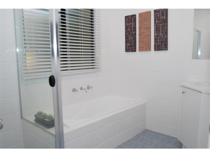 6 Enginehouse Drive, Sheidow Park SA 5158