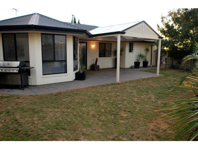 6 Enginehouse Drive, Sheidow Park SA 5158