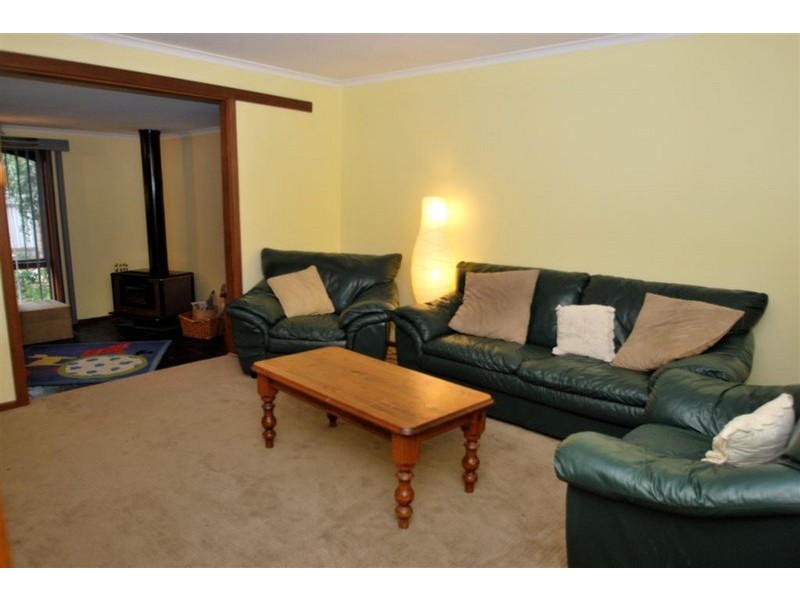 34 Calomba Crescent, Happy Valley SA 5159
