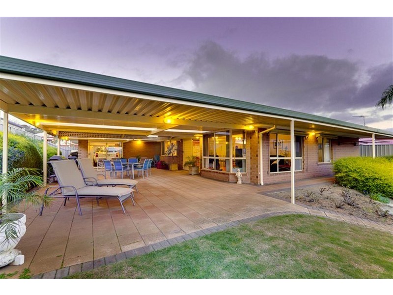 40 Grand Boulevard, Seaford Rise SA 5169