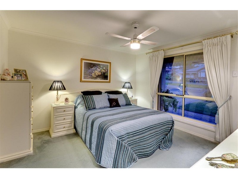 40 Grand Boulevard, Seaford Rise SA 5169