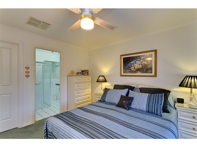 40 Grand Boulevard, Seaford Rise SA 5169