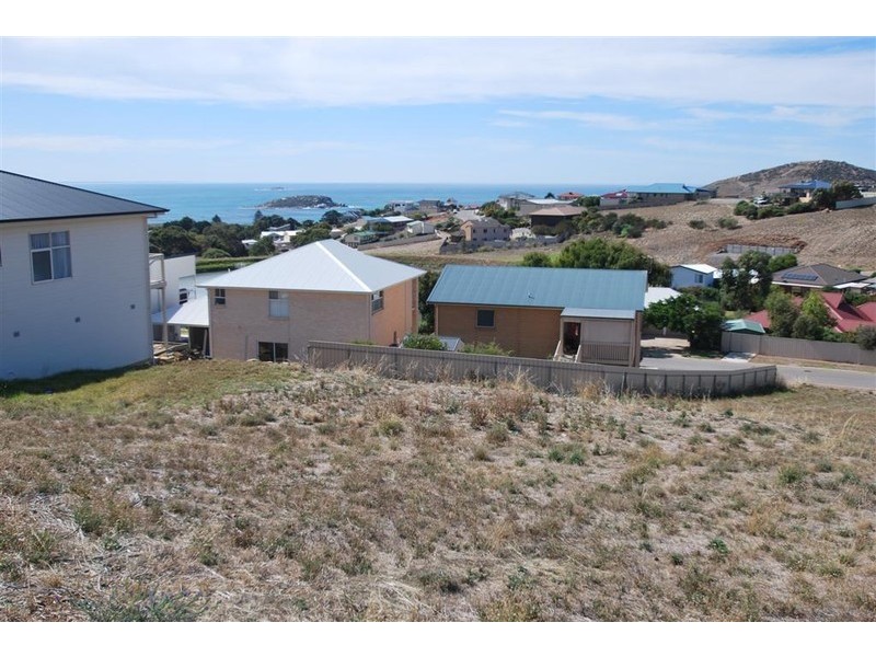 6 Southern Right Crescent, Encounter Bay SA 5211