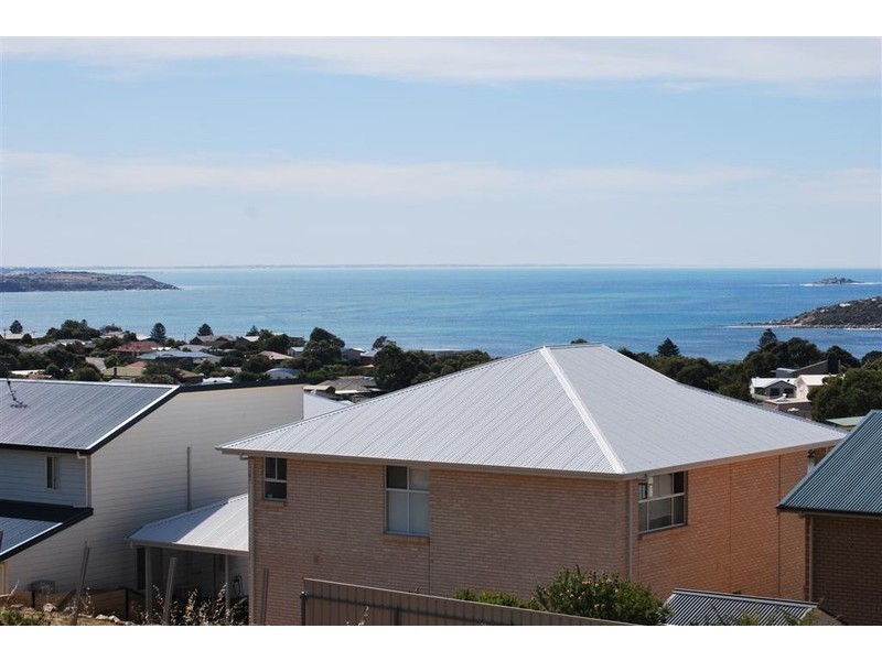 6 Southern Right Crescent, Encounter Bay SA 5211