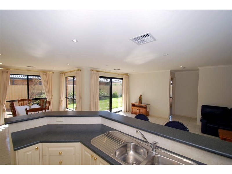 6 Basin Street, Aldinga Beach SA 5173