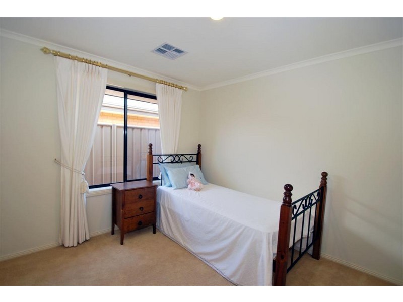 6 Basin Street, Aldinga Beach SA 5173