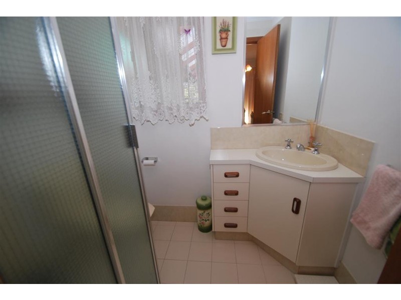 8 Woodcroft Drive, Morphett Vale SA 5162