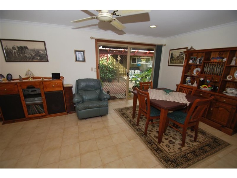 8 Woodcroft Drive, Morphett Vale SA 5162