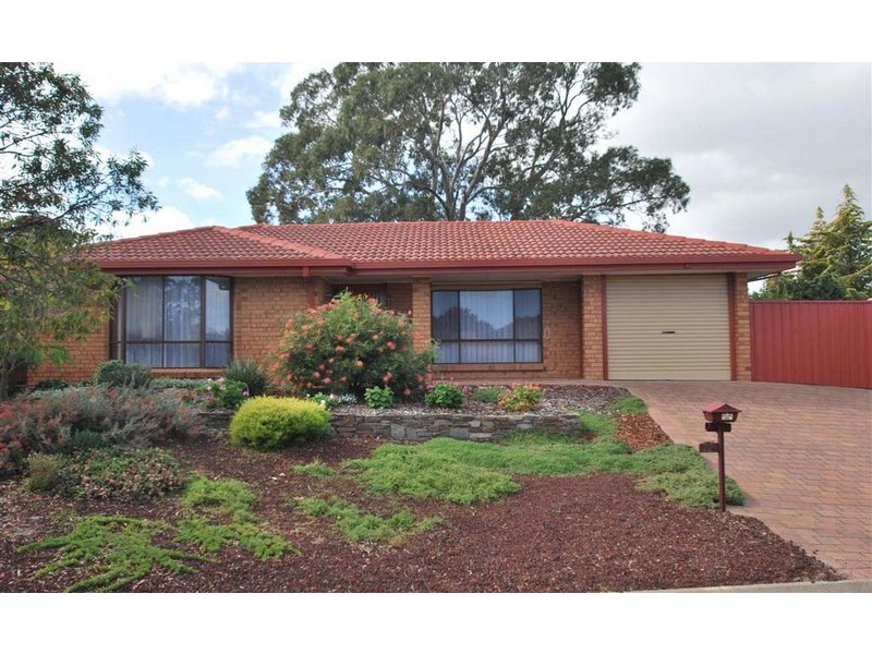 22 Hendrix Crescent, Woodcroft SA 5162
