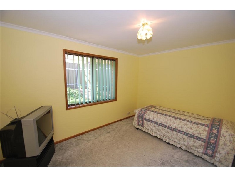 22 Hendrix Crescent, Woodcroft SA 5162