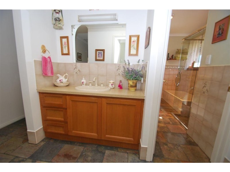 8 Lascelles Street, Morphett Vale SA 5162