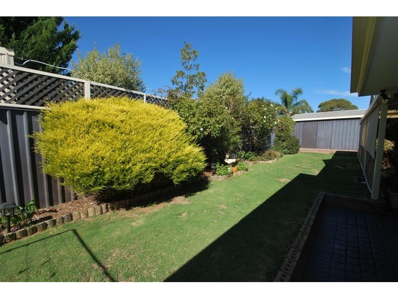 8 Lascelles Street, Morphett Vale SA 5162