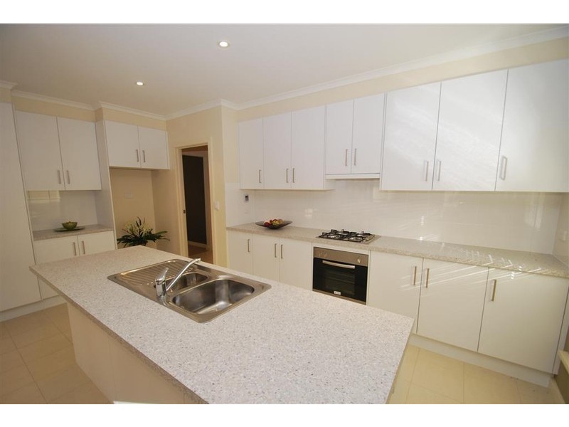 16 Flag Street, Seaford Meadows SA 5169