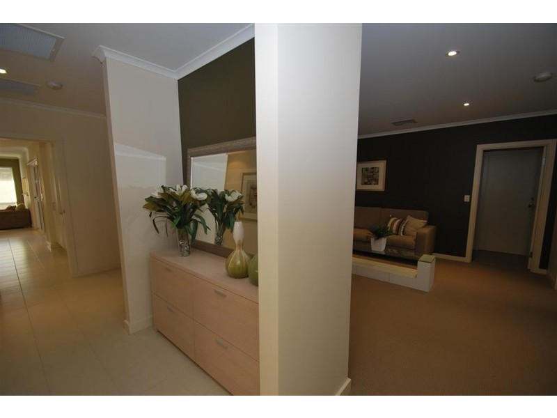 16 Flag Street, Seaford Meadows SA 5169