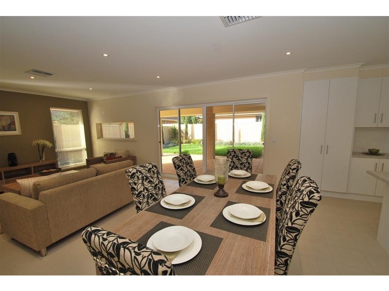 16 Flag Street, Seaford Meadows SA 5169