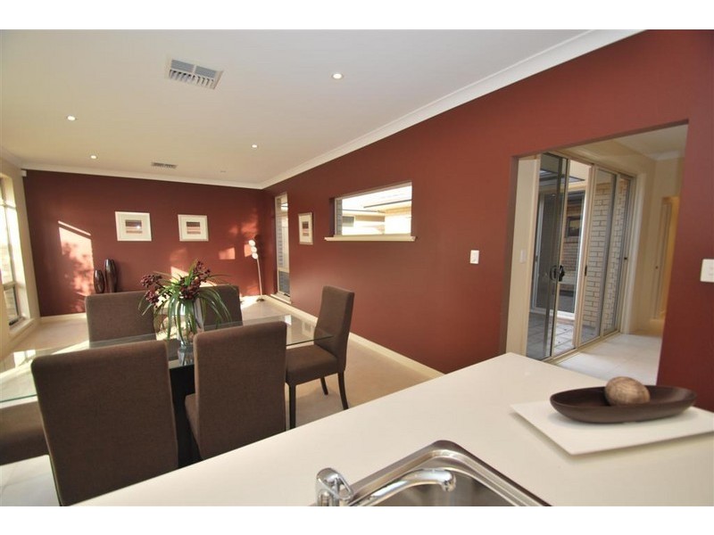 18  Flag Street, Seaford Meadows SA 5169