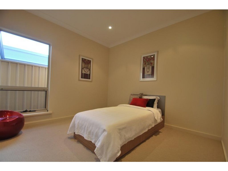 18  Flag Street, Seaford Meadows SA 5169