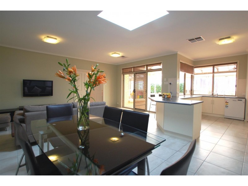 24 Navigator Avenue, Sheidow Park SA 5158