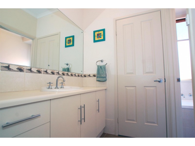 24 Navigator Avenue, Sheidow Park SA 5158