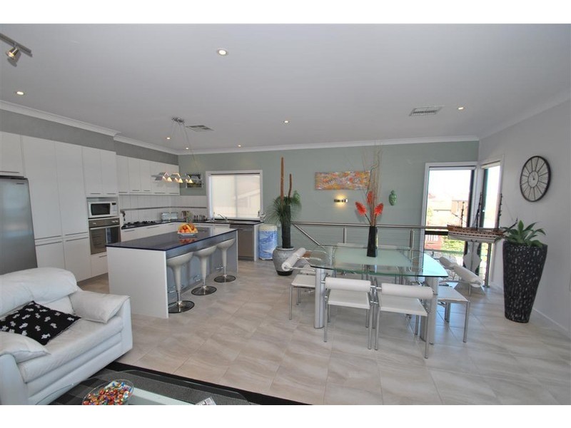 1-1 Fireball Ave, Hallett Cove SA 5158