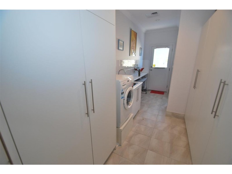 1-1 Fireball Ave, Hallett Cove SA 5158