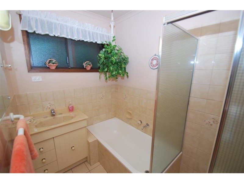 15 Rubin Crescent, Happy Valley SA 5159