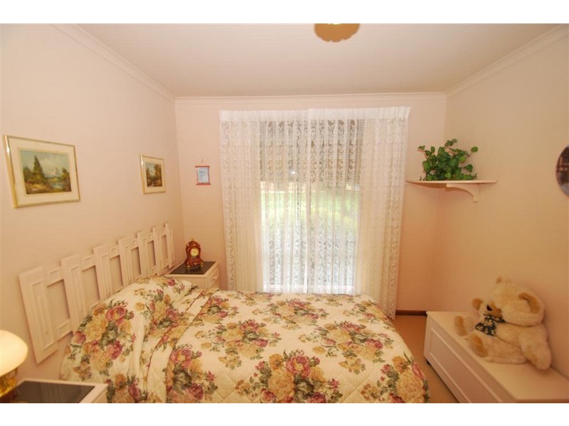 15 Rubin Crescent, Happy Valley SA 5159