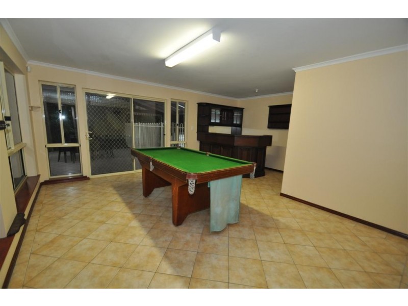 24 Pegasus Drive, Woodcroft SA 5162