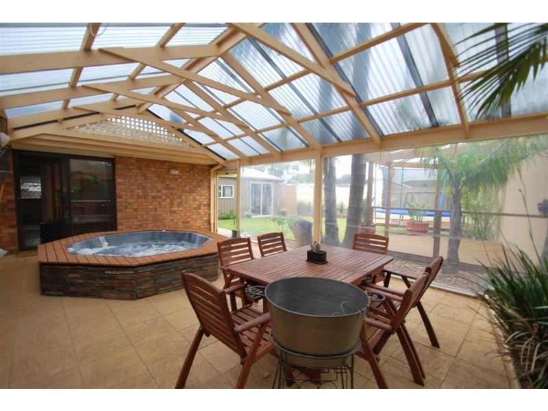 11 Belvidere Street, Happy Valley SA 5159