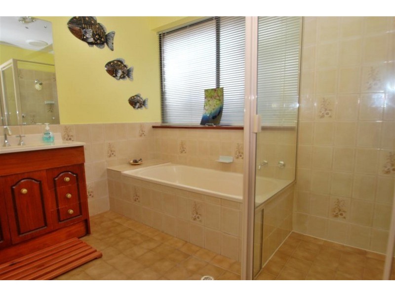 12 Narang Street, Hallett Cove SA 5158