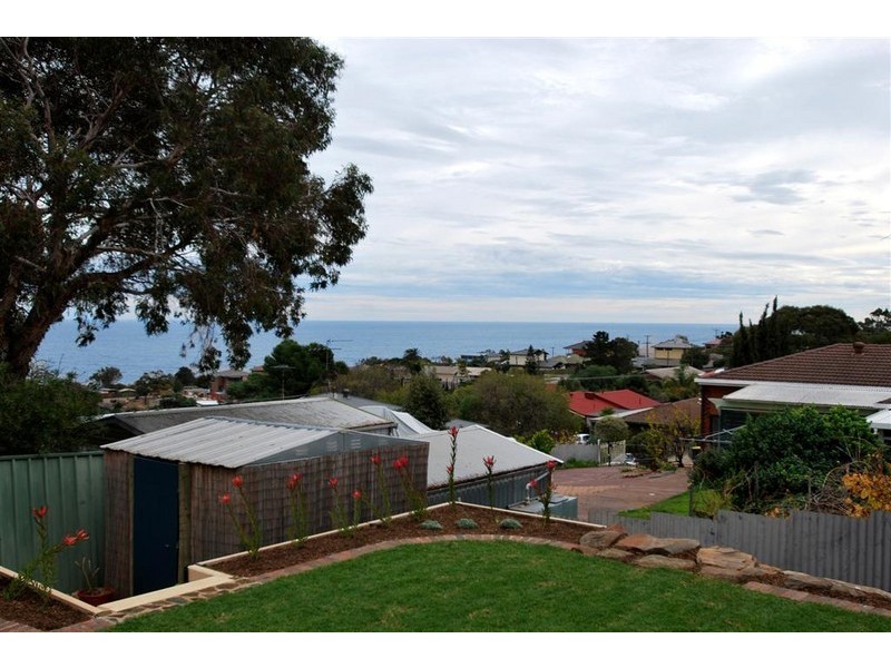 12 Narang Street, Hallett Cove SA 5158