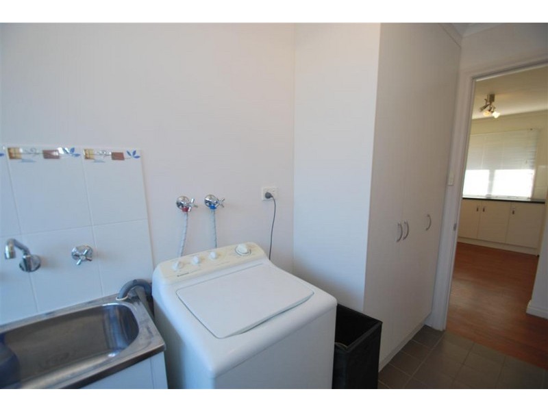 35 Brooklyn Cct, Hallett Cove SA 5158