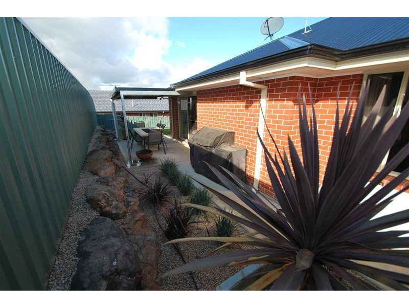 80 Elizabeth Crescent, Hallett Cove SA 5158