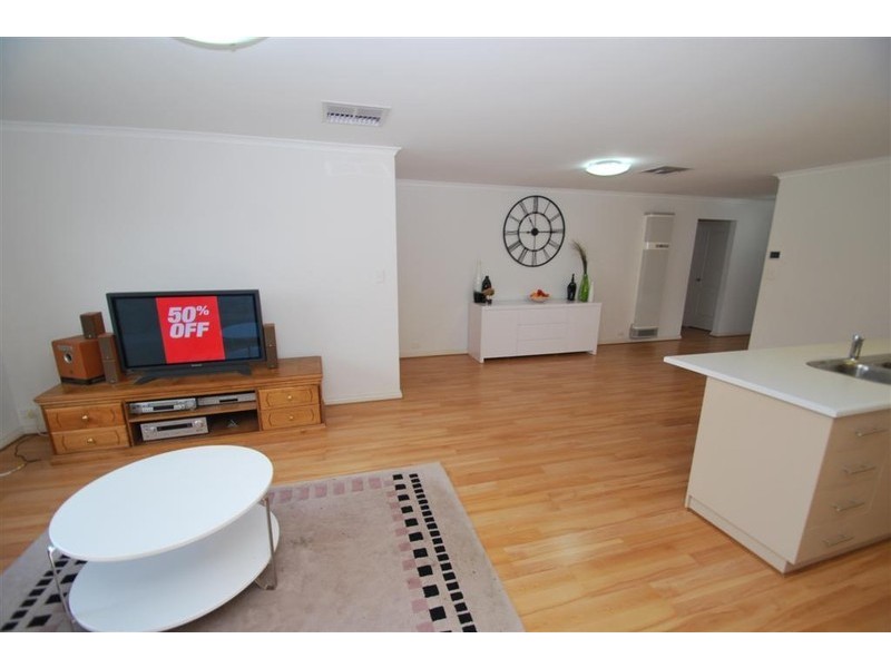80 Elizabeth Crescent, Hallett Cove SA 5158