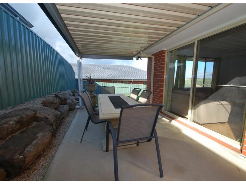80 Elizabeth Crescent, Hallett Cove SA 5158