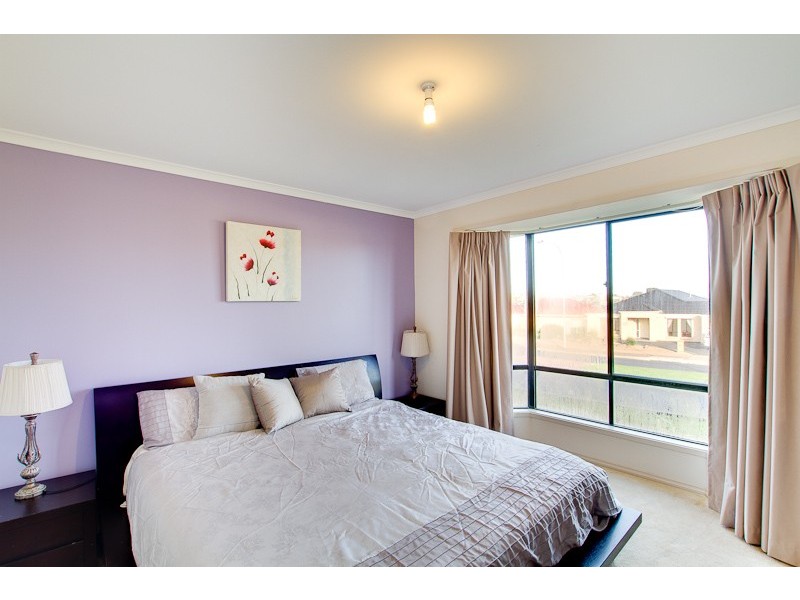 124 Grand Boulevard, Seaford Rise SA 5169