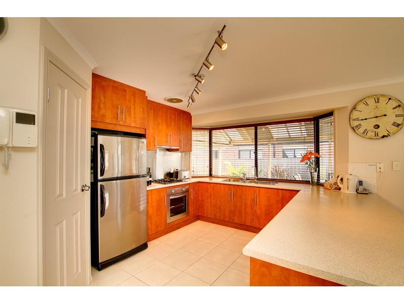 124 Grand Boulevard, Seaford Rise SA 5169