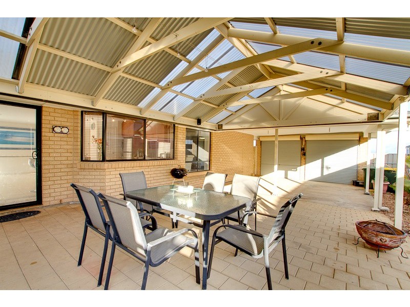 124 Grand Boulevard, Seaford Rise SA 5169