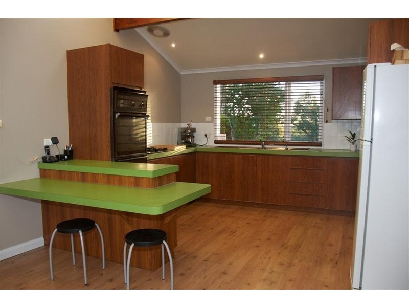 29 Education Road, Happy Valley SA 5159