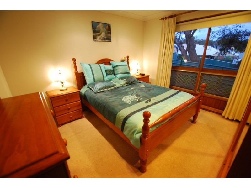 10 Rosa Court, Happy Valley SA 5159