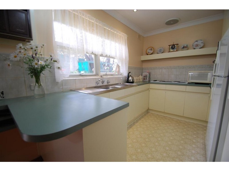 10 Rosa Court, Happy Valley SA 5159