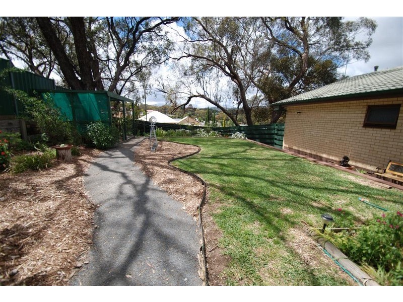 10 Rosa Court, Happy Valley SA 5159