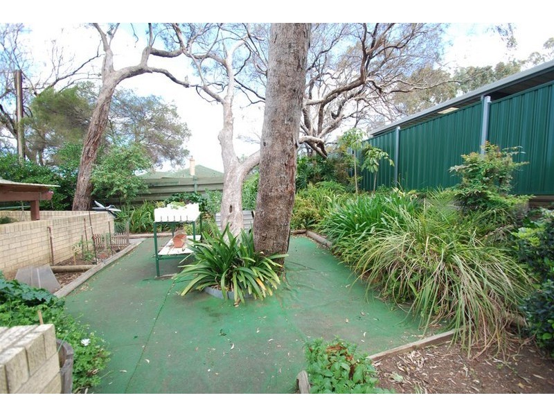 10 Rosa Court, Happy Valley SA 5159