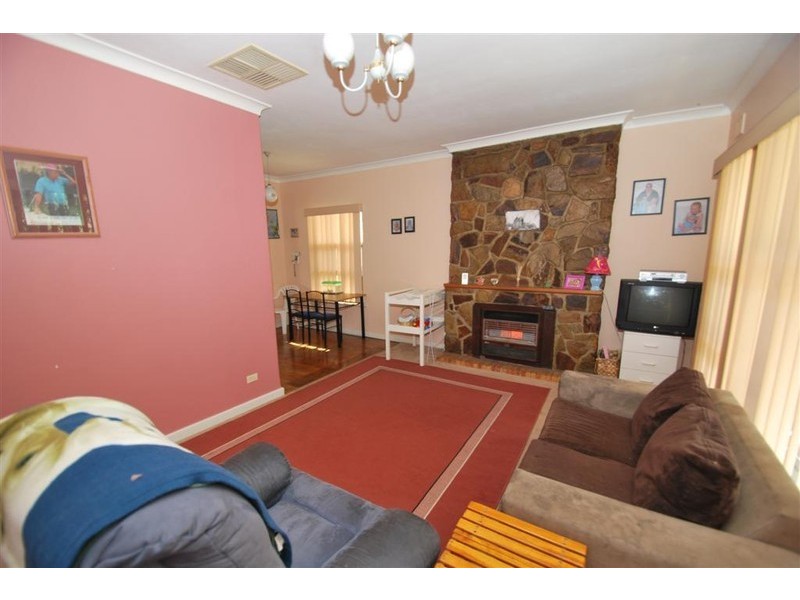 24  Teusner Drive, Morphett Vale SA 5162