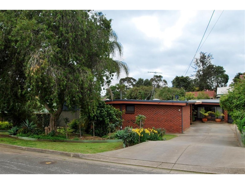 3 Mandalay Drive, Happy Valley SA 5159