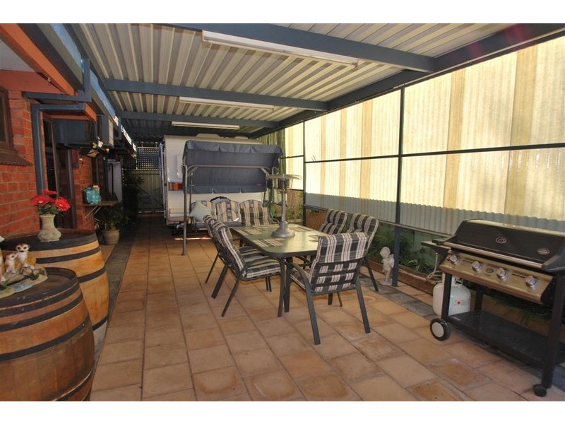 3 Mandalay Drive, Happy Valley SA 5159