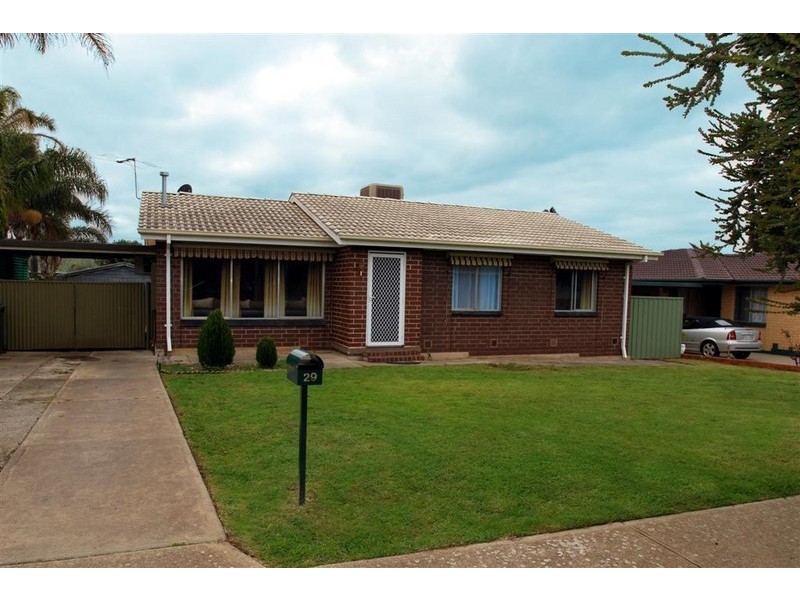 29 Gayundah Crescent, O’sullivan Beach SA 5166