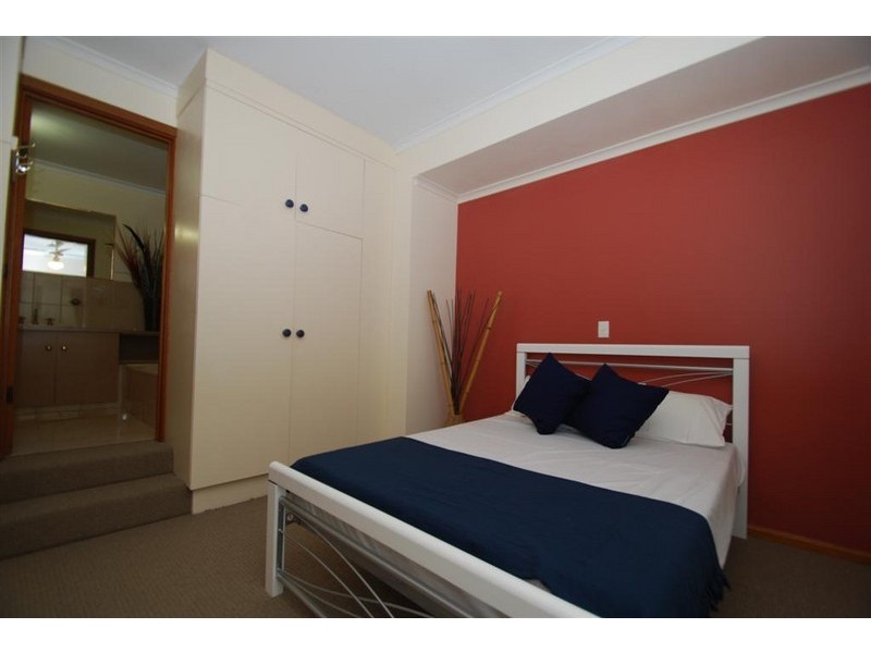 40 Crossing Road, Aberfoyle Park SA 5159