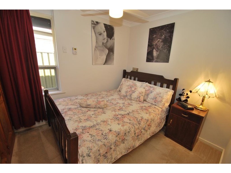 10 Jennifer Drive, Happy Valley SA 5159