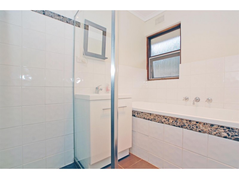 27 Braeside Avenue, Reynella East SA 5161